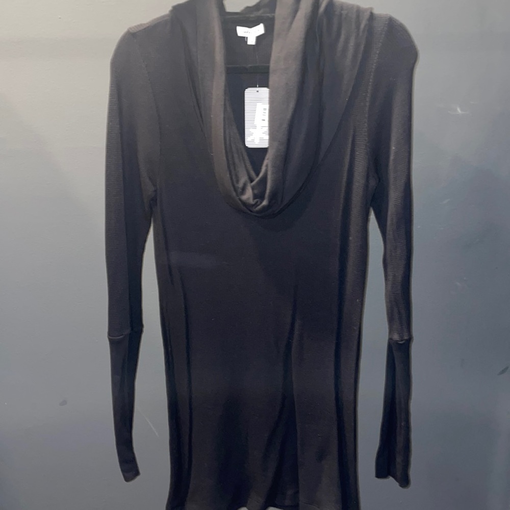 Splendid thermal cowl neck top. Brand new. Size Large. Super soft.